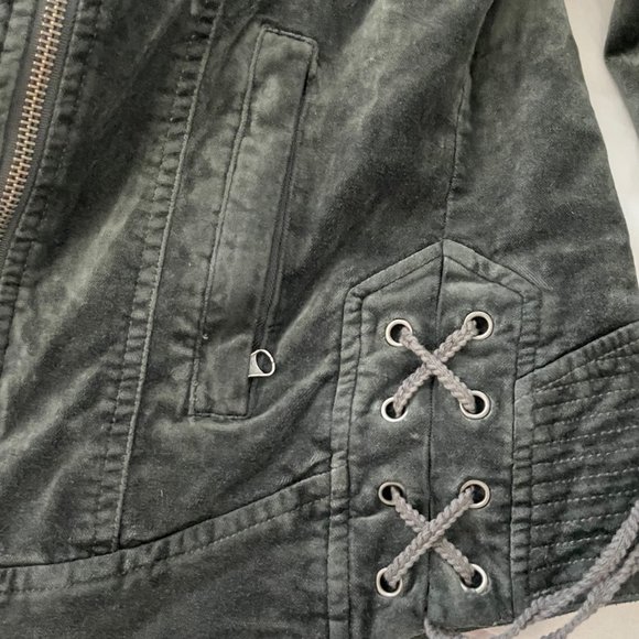 BNCI by Blanc Noir, Asymmetrical Velvet Moto Jacket with Laced Sleeves, NWT, NEW - Picture 6 of 11